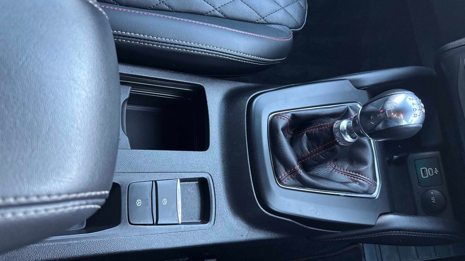 Used Ford Focus 2022 for sale - 76075447: Photo 16