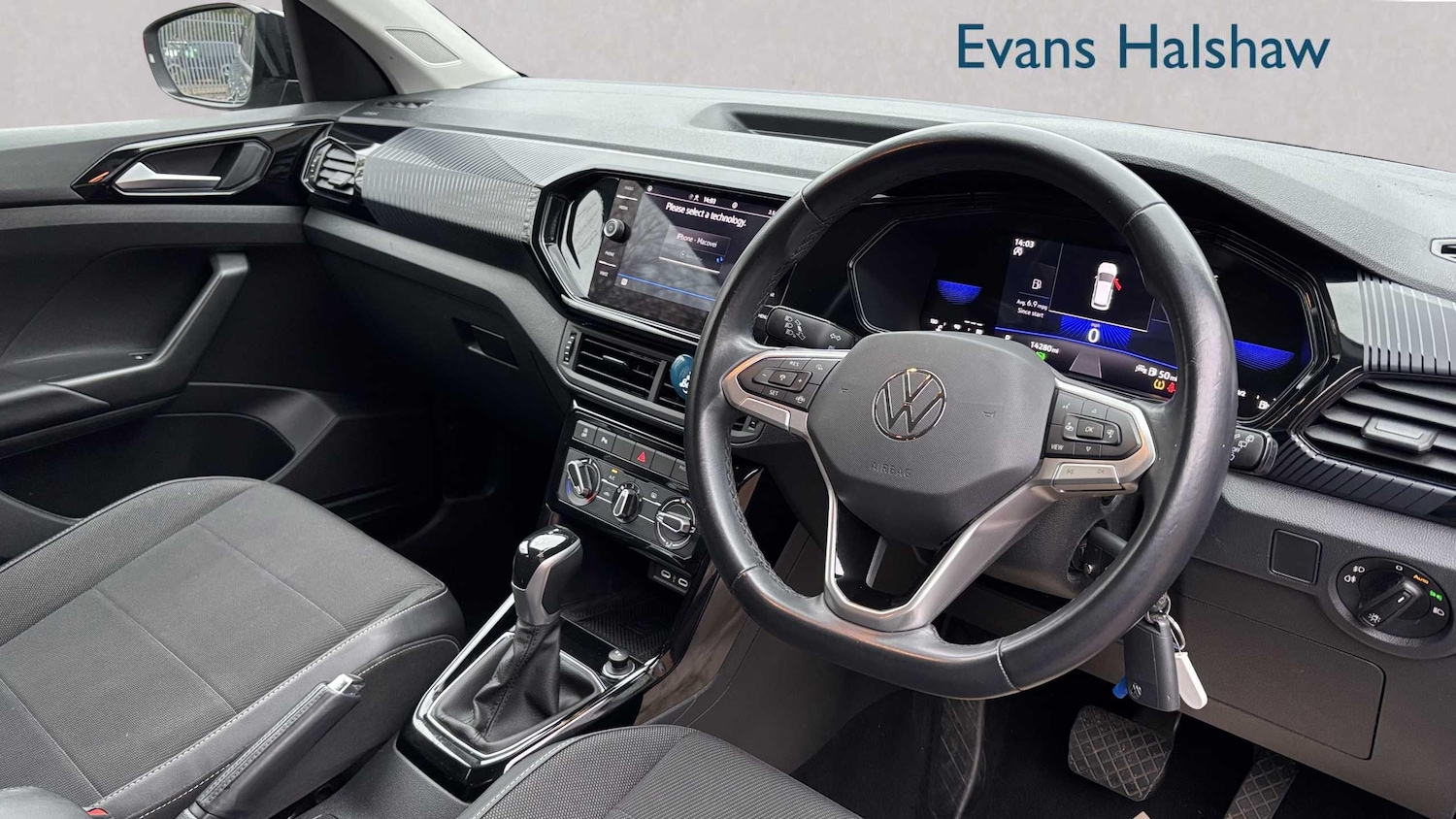 Used Volkswagen T-Cross 2023 for sale - 77112389: Photo 11