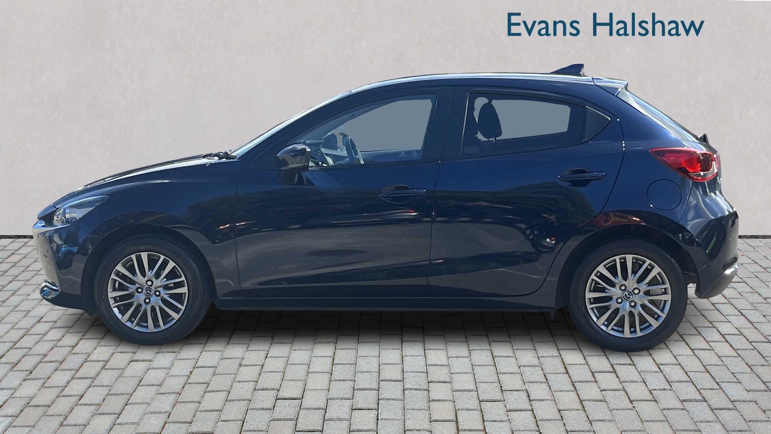 Used Mazda Mazda2 2022 for sale - 76180765: Photo 6