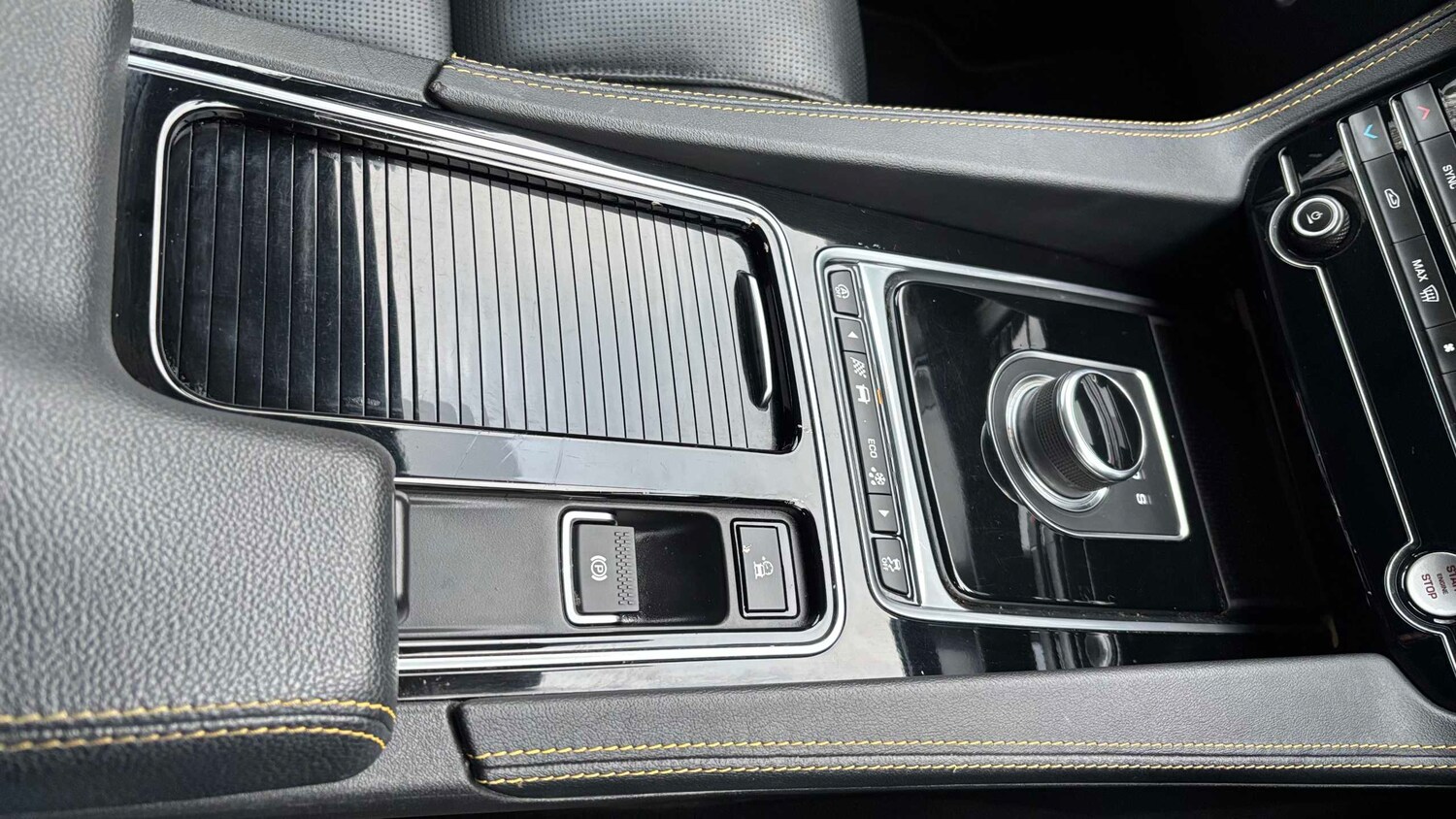 Used Jaguar F-Pace 2019 for sale - 77000193: Photo 16