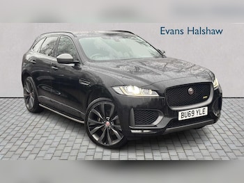 Used Jaguar F-Pace 2019 for sale - 77000193: Photo