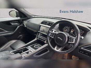 Used Jaguar F-Pace 2019 for sale - 77000193: Photo