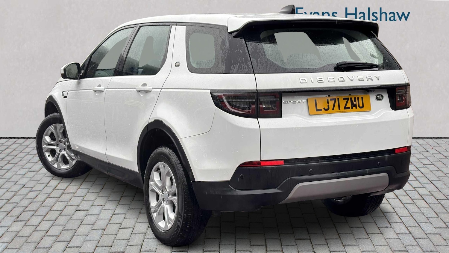 Used Land Rover Discovery Sport 2021 for sale - 76732324: Photo 3