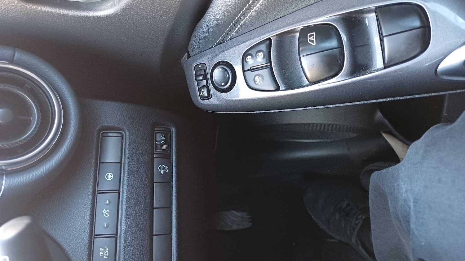 Used Nissan Juke 2022 for sale - 76435830: Photo 17