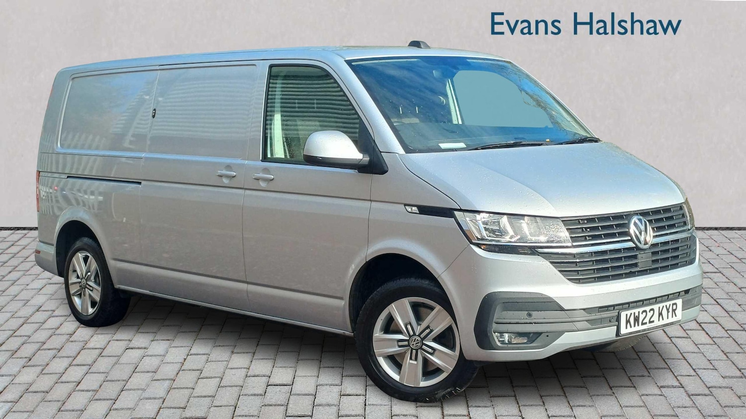 Used Volkswagen Transporter 2022 for sale - 76141581: Photo 1