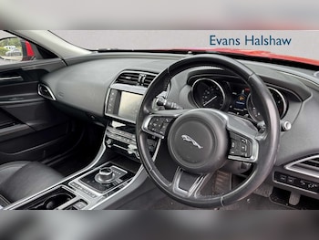 Used Jaguar XE 2017 for sale - 79428722: Photo
