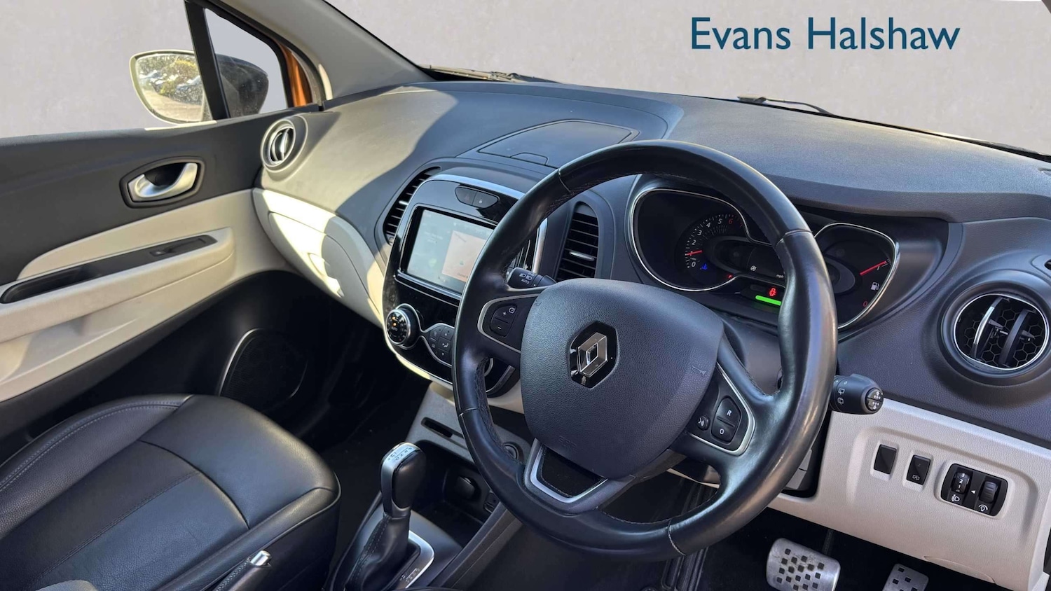 Used Renault Captur for sale - 78161627: Photo 3