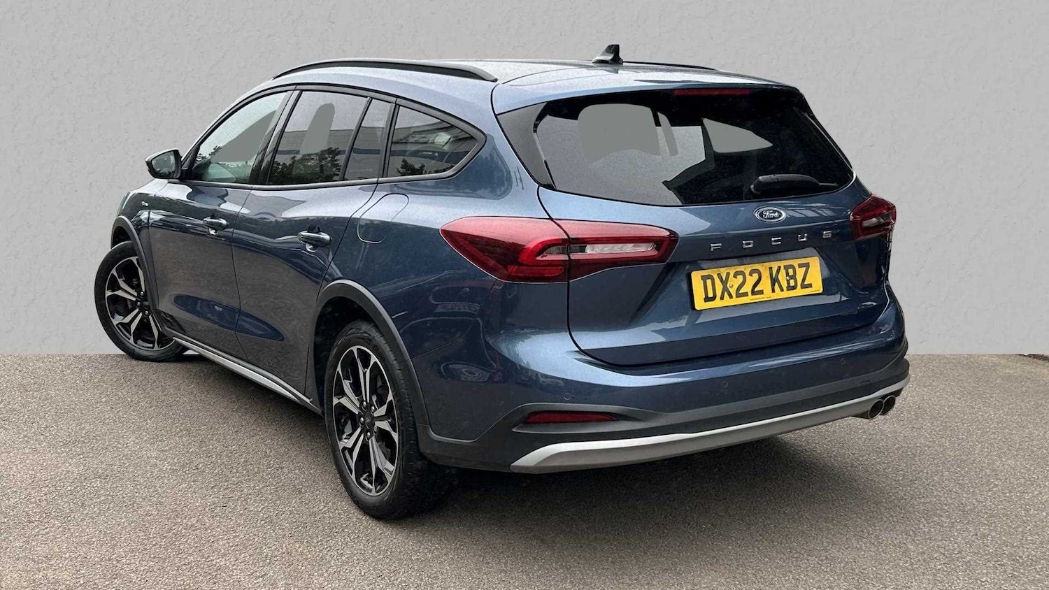 Used Ford Focus 2022 for sale - 76648899: Photo 2