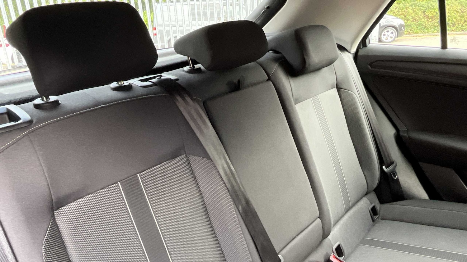 Used Volkswagen T-Roc 2022 for sale - 76587636: Photo 13