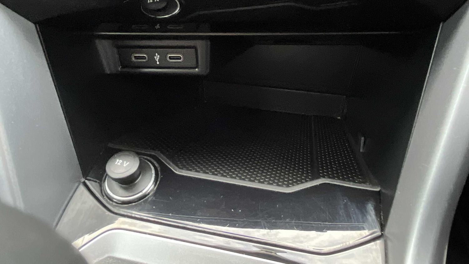 Used Volkswagen T-Roc 2022 for sale - 76587636: Photo 21