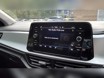 Used Volkswagen T-Roc 2022 for sale - 76587636: Photo