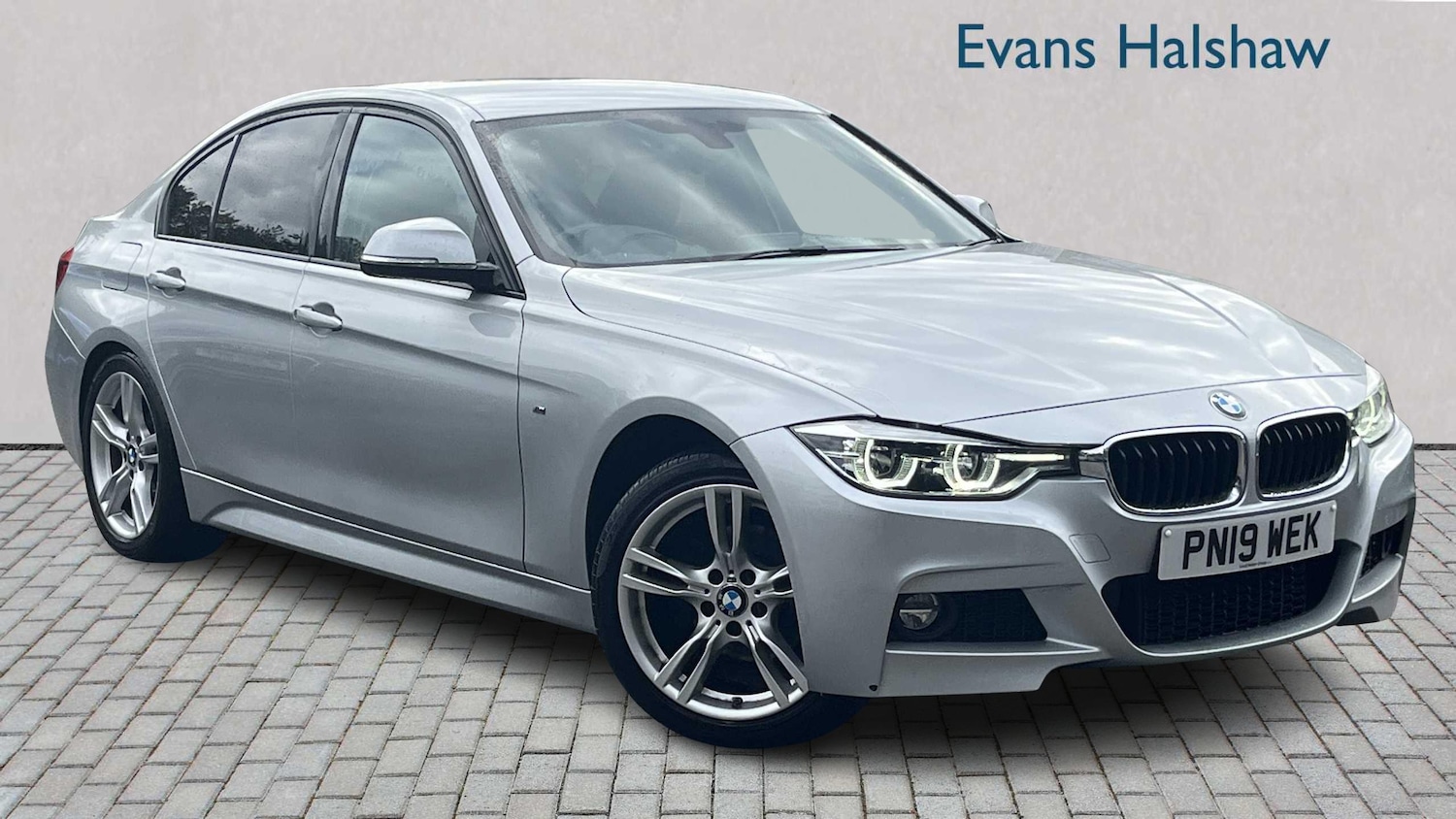 Used BMW 3 Series 2019 for sale - 76113496: Photo 1