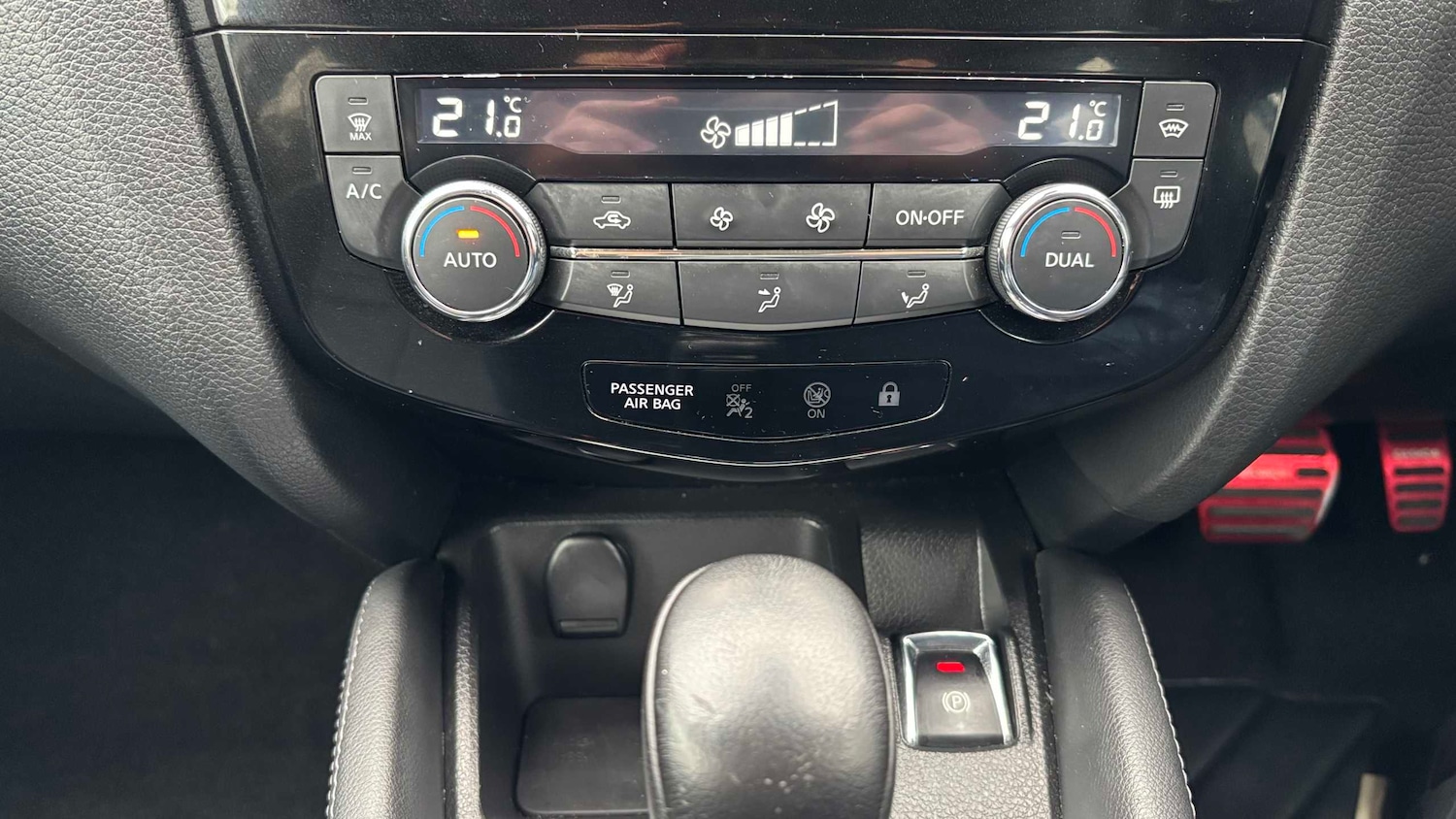 Used Nissan Qashqai 2017 for sale - 77219506: Photo 14