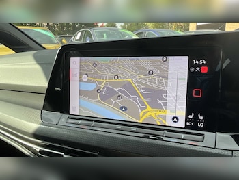 Used Volkswagen Golf 2021 for sale - 76390600: Photo