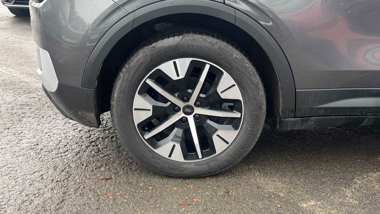 Used Ford Explorer 2025 for sale - 78077077: Photo 9