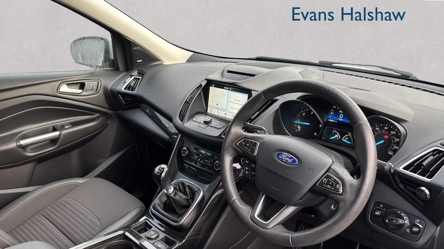 Used Ford Kuga 2017 for sale - 76967919: Photo 3