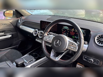 Used Mercedes-Benz EQB 2022 for sale - 77589254: Photo