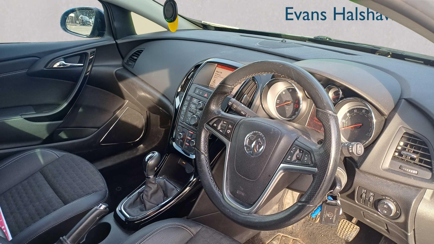 Used Vauxhall Astra GTC 2016 for sale - 76351704: Photo 3