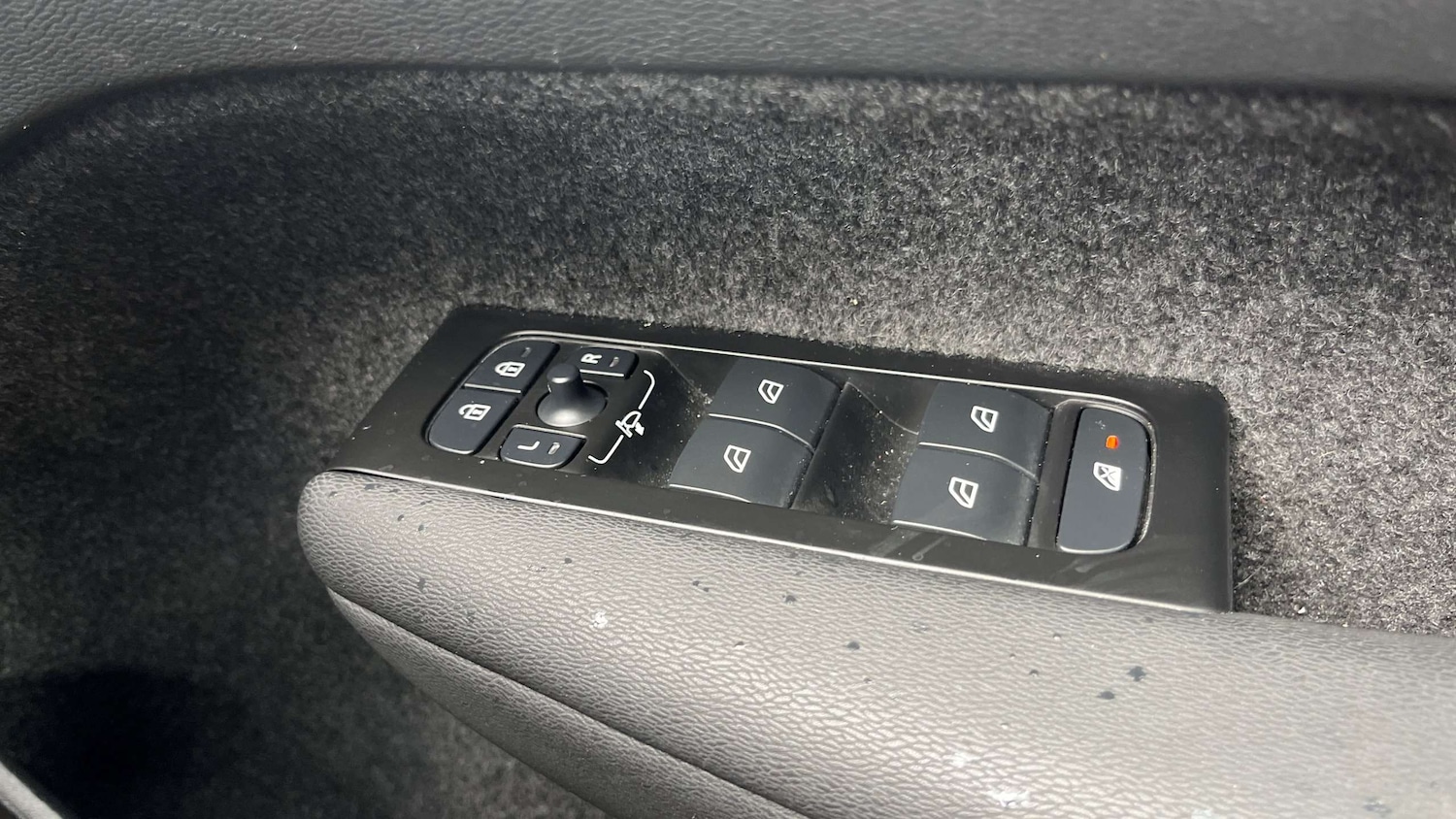 Used Volvo XC40 2022 for sale - 76170102: Photo 26