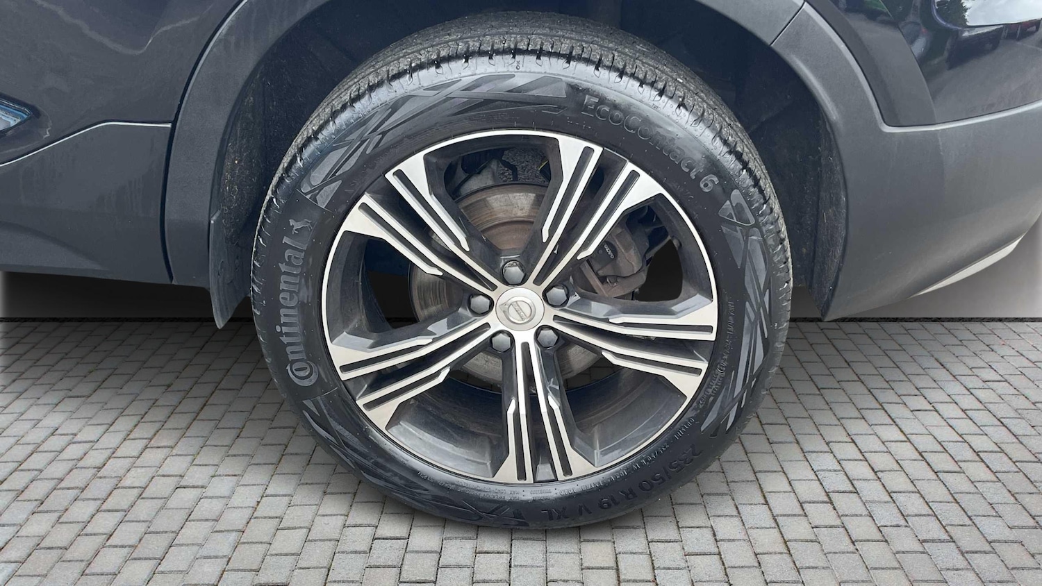 Used Volvo XC40 2022 for sale - 76170102: Photo 9