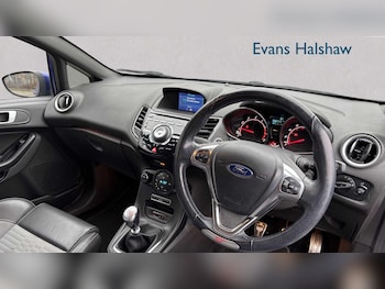 Used Ford Fiesta 2017 for sale - 77334057: Photo