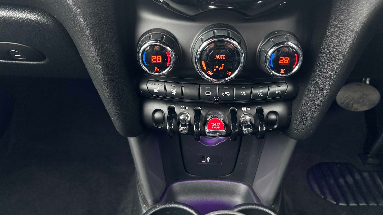 Used MINI Convertible 2020 for sale - 77540811: Photo 14