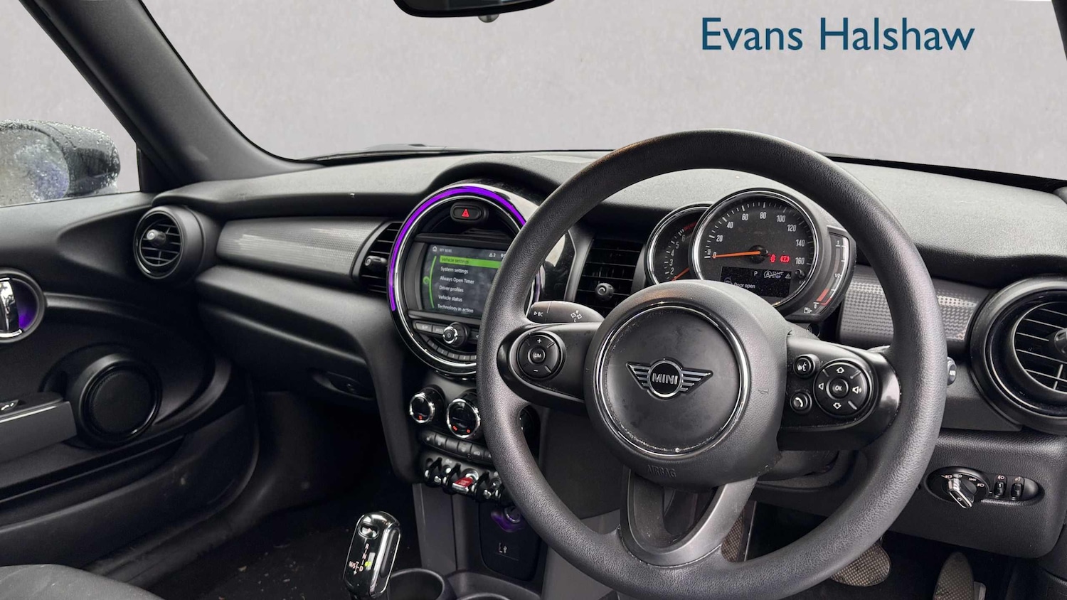 Used MINI Convertible 2020 for sale - 77540811: Photo 3