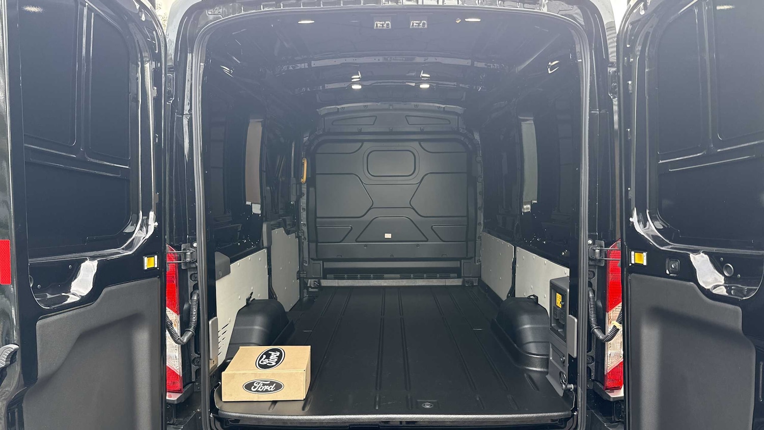 Used Ford E-Transit for sale - 76390678: Photo 23