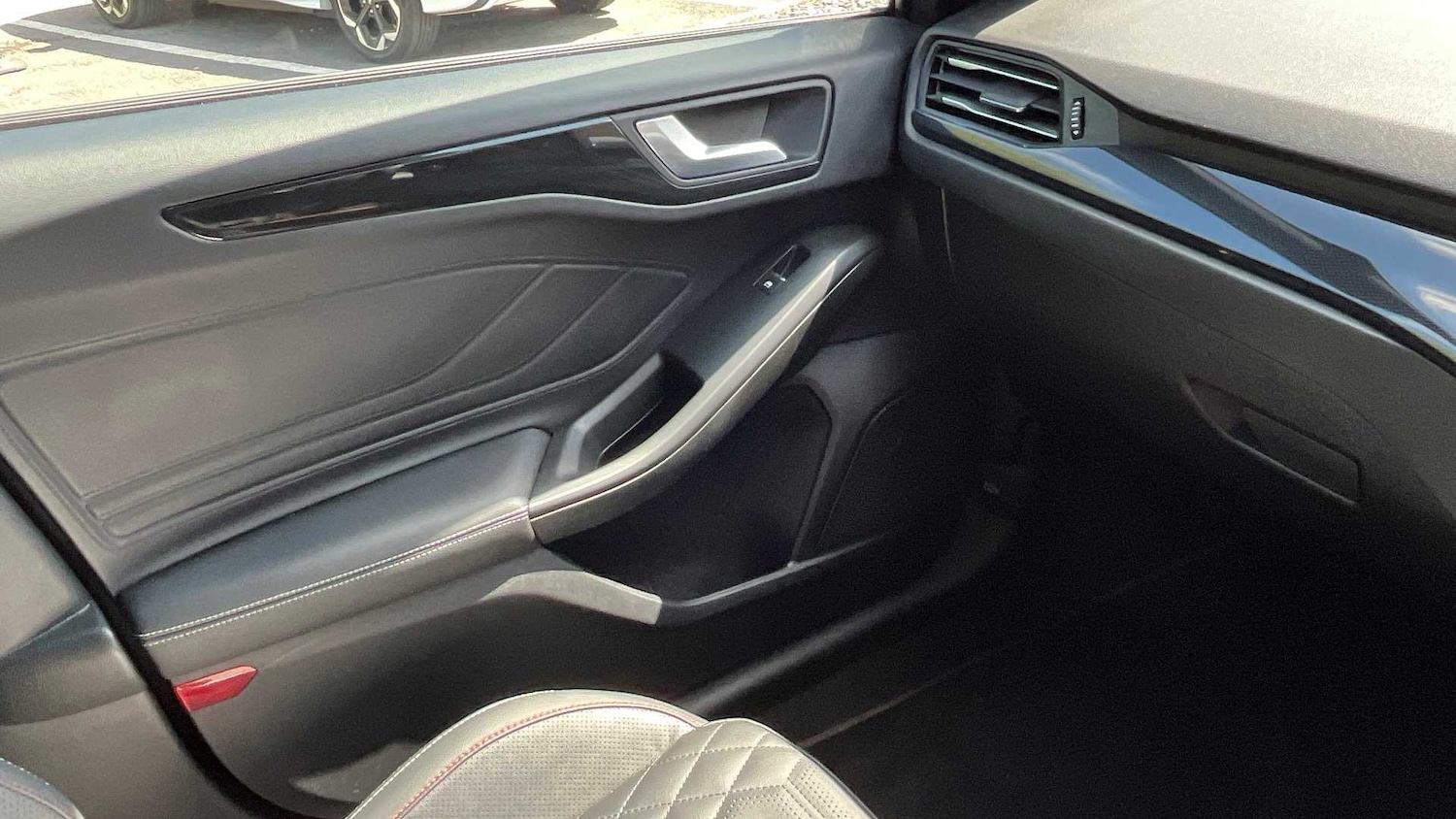 Used Ford Focus 2022 for sale - 76176904: Photo 28
