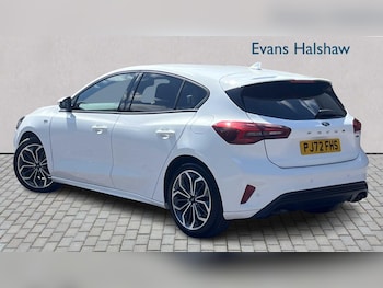 Used Ford Focus 2022 for sale - 76176904: Photo