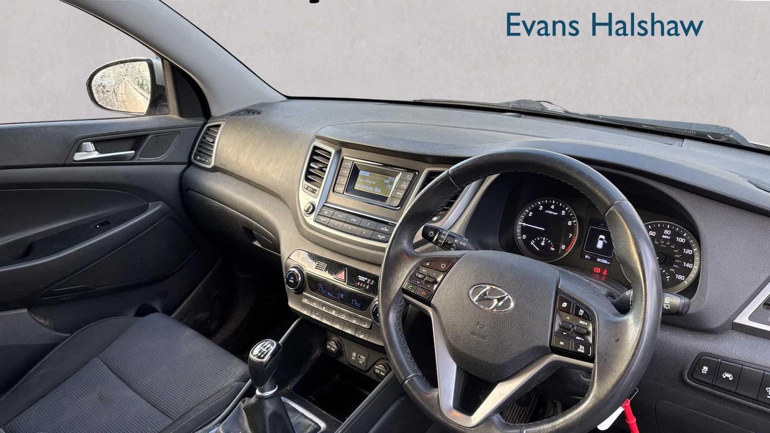 Used Hyundai TUCSON 2017 for sale - 77011032: Photo 3