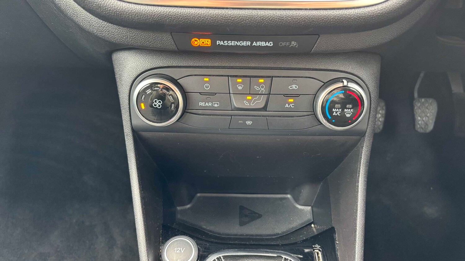 Used Ford Fiesta 2018 for sale - 78052242: Photo 14