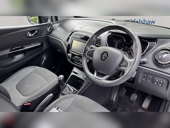 Used Renault Captur 2016 for sale - 78551778: Photo