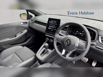 Used Renault Clio 2023 for sale - 78686438: Photo