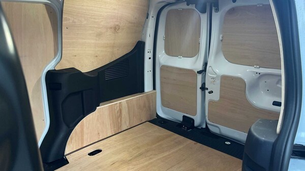Used Ford Transit 2024 for sale - 75317505: Photo 11