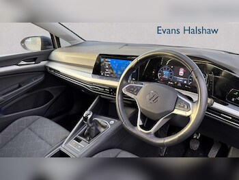 Used Volkswagen Golf 2023 for sale - 76916114: Photo