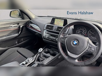 Used BMW 2 Series 2016 for sale - 77661120: Photo