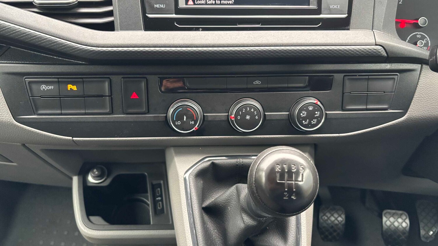 Used Volkswagen Transporter 2022 for sale - 76501840: Photo 14