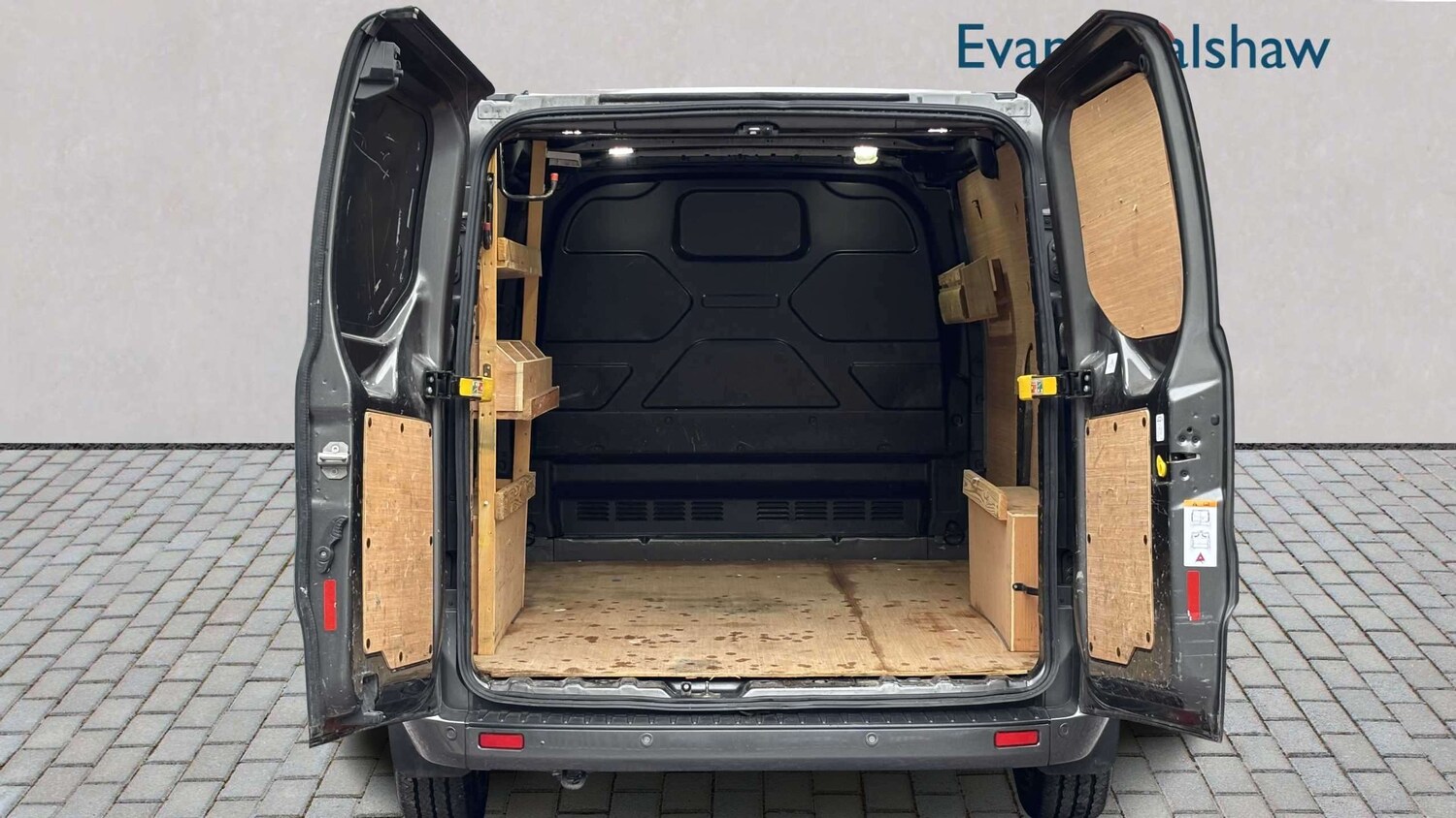 Used Ford Transit Custom 2021 for sale - 77842303: Photo 9