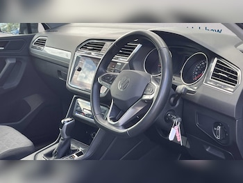 Used Volkswagen Tiguan 2022 for sale - 76087853: Photo 3