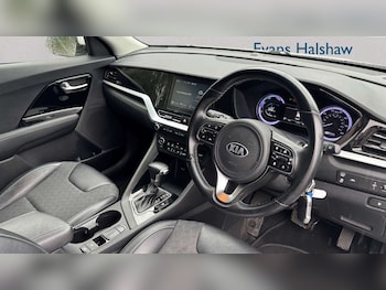 Used Kia Niro 2021 for sale - 78893372: Photo