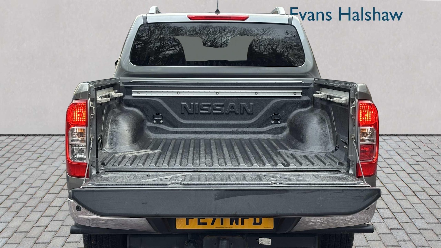 Used Nissan Navara 2021 for sale - 77526849: Photo 9