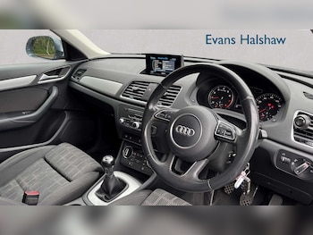 Used Audi Q3 2017 for sale - 78774924: Photo
