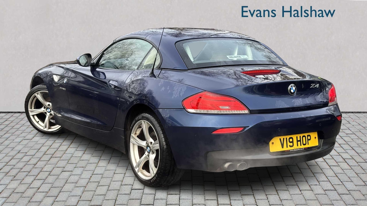 Used BMW Z4 2012 for sale - 77147396: Photo 2