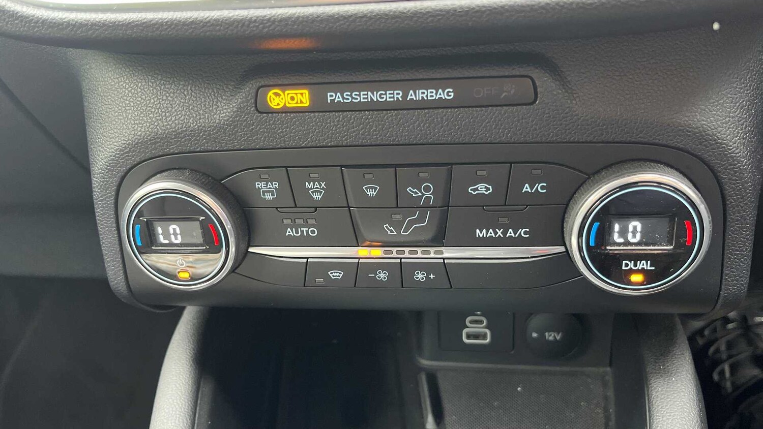 Used Ford Kuga 2022 for sale - 75639175: Photo 22