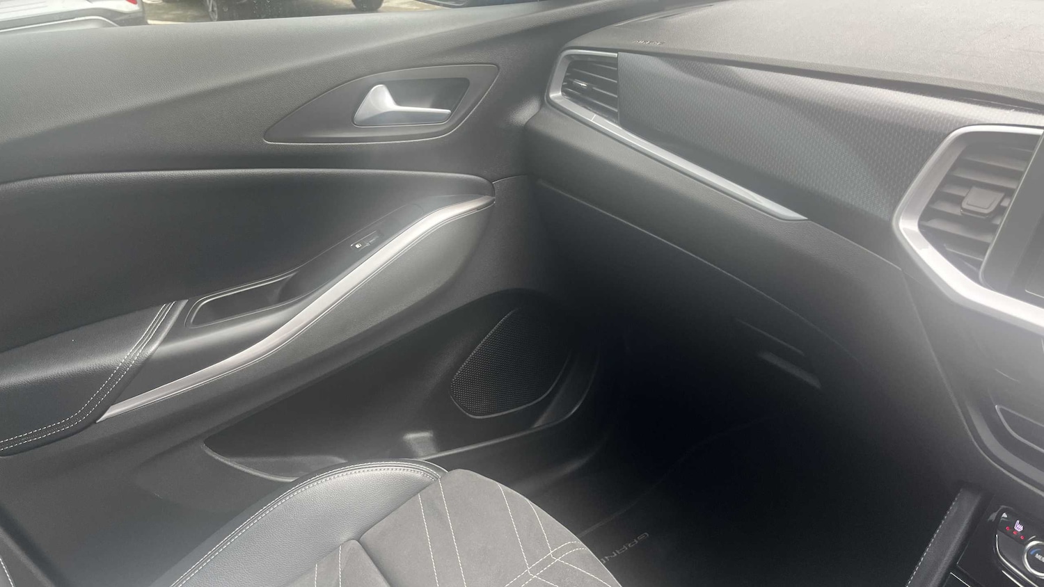 Used Vauxhall Grandland 2022 for sale - 75539213: Photo 27