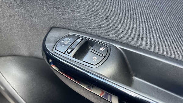 Used Vauxhall Corsa 2018 for sale - 76205099: Photo 20