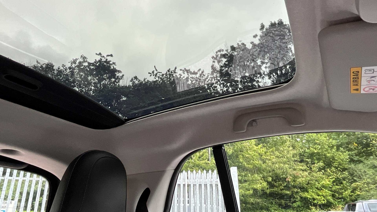 Used smart fortwo 2017 for sale - 76249034: Photo 2