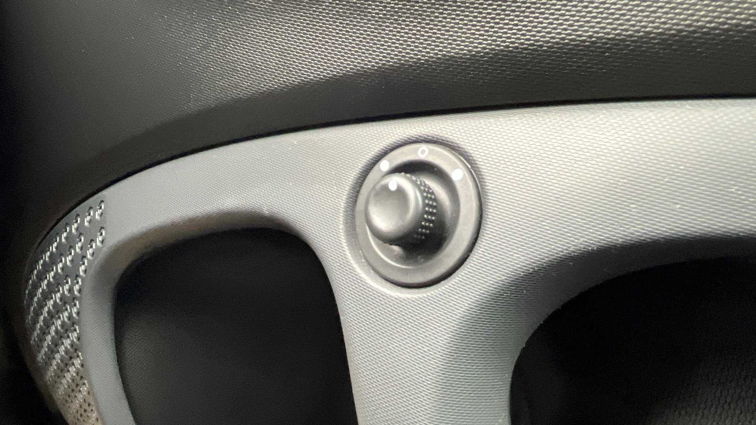 Used smart fortwo 2017 for sale - 76249034: Photo 27