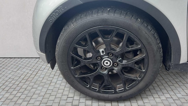 Used smart fortwo 2017 for sale - 76249034: Photo 32